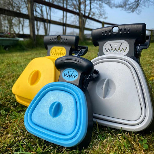 Portable Folding Dog Poop Scooper 🐾